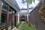 thumbnail-furnished-villa-in-sanur-near-renon-1