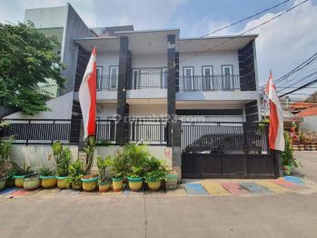 Di Jual Rumah Modern 2 Lantai Sawah Besar Jakarta Pusat