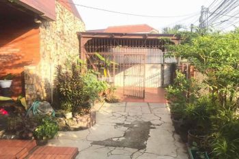 Rumah Pinggir Jalan Bisa Untuk Usaha Di Jagakarsa