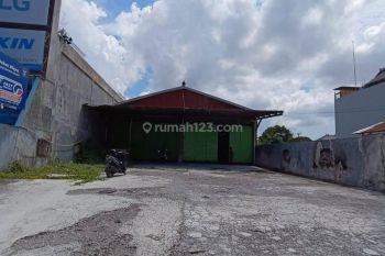 B 71 Gudang di Buluh indah