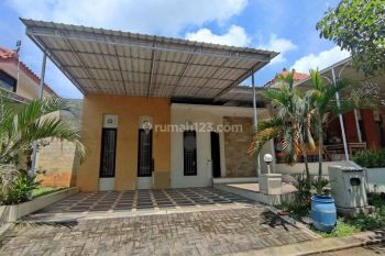 DISEWAKAN RUMAH SEMI FURNISHED DI PERUMAHAN BERANDA BALI, BSB CITY, SEMARANG