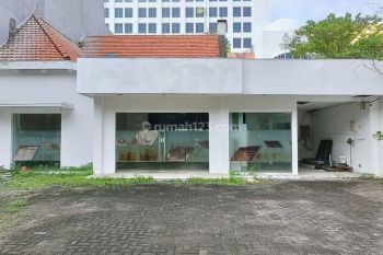 Disewakan Rumah Area Komersil Jln Adityawarman Surabaya
