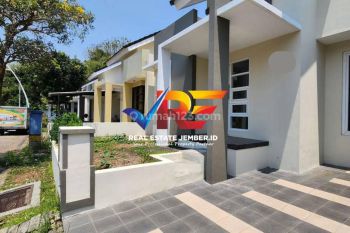RUMAH DI ARGOPURO JEMBER