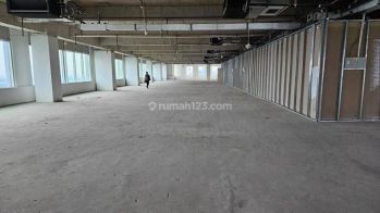 Jual Plaza Oleos Ruang Kantor Luas 2323 m² 1 Lantai Unfurnished