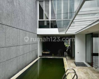 Rumah Siap Huni Dalam Cluster Lokasi Strategis Di Kemang