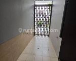 thumbnail-for-rent-big-house-at-de-park-bsd-city-semi-furnished-3