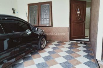 Disewakan Rumah Babatan Indah (depan mesjid) Surabaya