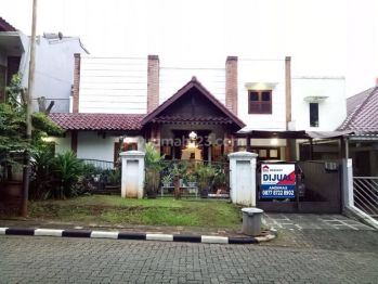 Dijual Rumah 2 Lantai Unfurnished SHM di Villa Cinere Mas