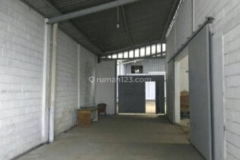 Di Sewakan Gudang Bersih Di Area Kopo