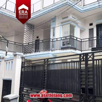 Rumah 2 Lantai, Jl. H. Mursalih, Pasar Rebo, Jakarta Timur