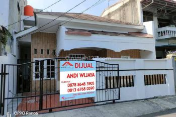 Rumah bagus Siap huni bebas banjir di tomang(TM74)