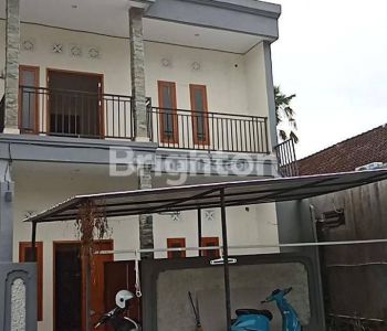 RUMAH 2 LANTAI KEROBOKAN