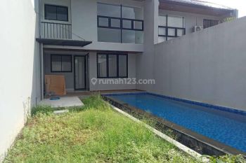 Rumah Bagus Unfurnished SHM di Setiabudi Regency, Bandung