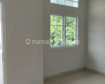 Rumah baru renovasi siap sewa