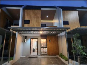 Sewa Rumah Di Grand Wisata 2 Lantai Siap Huni