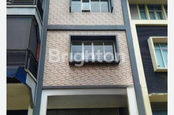 Ruko Strategis Mekar Wangi