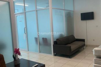 Disewakan Cepat Ruko Siap Pakai sudah Direnovasi di Ruko Springlake View Bekasi