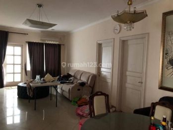 Rumah di Jl. Damar golf. SHM Bagus Turun Harga