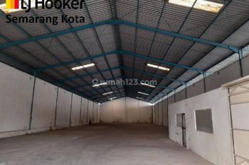 Gudang di Kawasan Industri Candi