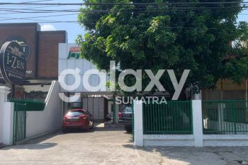 Rumah Commercial Space Bagus SHM di Jl. Kartini , Surabaya - Henry