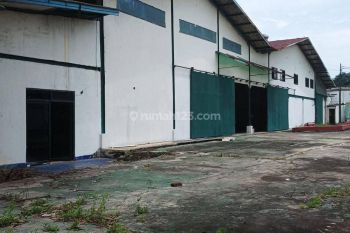 Gudang luas bagus dan strategis di narogong ,bekasi