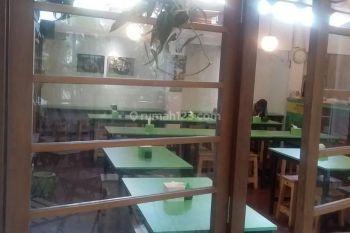 Tempat Usaha Dijual Strategis di Sayap Jalan Riau