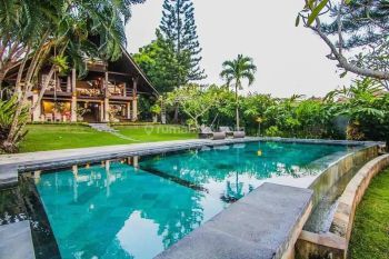 Dijual Cepat Villa di Canggu Badung Bali