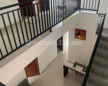 Rumah Semi Furnished di Jimbaran, Badung