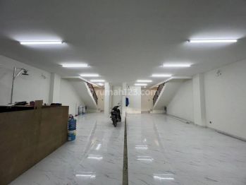 DiSewakan 8 Unit Ruko Baru 4 Lantai dan 2 Lantai Di Pinggir Jalan Raya Sekitar