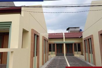 Toplah Rumah Sudut Baru Cisaranten Dkt Antapani Bandung 188A13