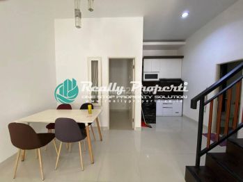 Rumah Full Furnished Dekat Jalan Raya Jatiwaringin Pondok Gede