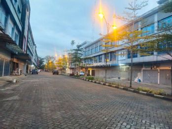 Dijual Ruko CBD Polonia HGB di Jl Padang Golf