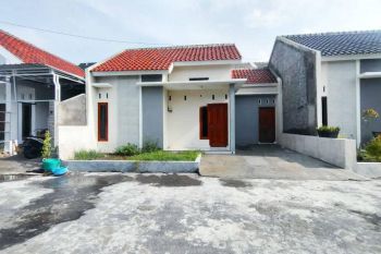 Rumah Baru Di Perum Dekat IAIN Di Kartasura Sukoharjo (AT)