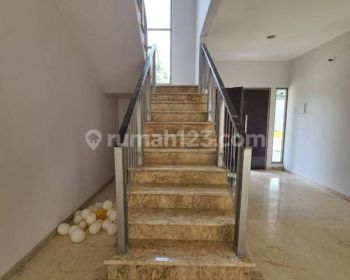 Rumah Golf Island Pik 8x15 Pik Pantai Indah Kapuk