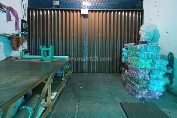 Disewa Ruko 3 LT, 3 KT,3KM, listrik 10.600wat,surat SHM