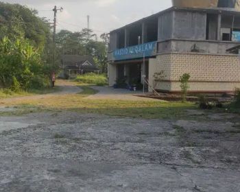 NEMPEL PERSIS KAMPUS STIE AKSES JALAN RAYA 3 MOBIL LUAS 131 SEMARANG