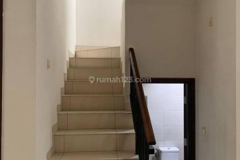 Disewakan Apartemen UN furnished murah banget!!!