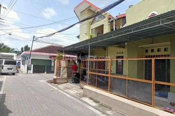 Jual Kos Banyak Kamar Luas 203m Dua Lantai Hook di Sleman Jogja