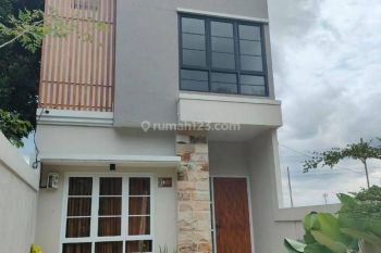 hunian eksklusif 2 lantai dekat bukit golf pondok cabe Tangerang Selatan