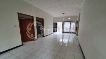 Aman Aman Rumah Bebas Banjir Di Taman Kopo Indah 3 Bandung Kota