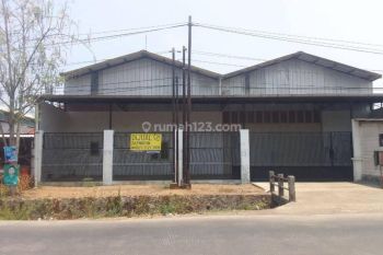 Gudang Di JL Angkasa Depan Katiasa Sport Club Harjamukti