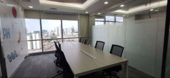 Sewa Kantor Menara Standard Chartered 493 m2 Partisi Jakarta Selatan