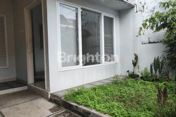 Rumah Cantik 2 Lantai Neo Catalina Gading Serpong Siap Huni