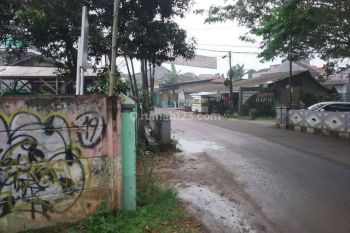 Tanah datar pinggir jalan raya dekat kantor walikota tangsel