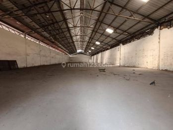 Gudang di penggilingan Jaktim bisa container