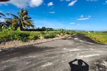 Dijual lahan di Pantai Saba view pantai saba