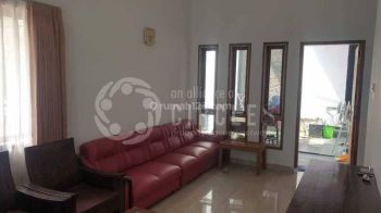 Rumah Luas Harga Puas Nih Moms, Dijual 2 Lantai di Cimahi Tengah