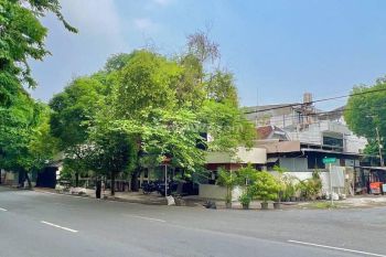 Jual Rumah Komersil Raya Kacapiring + Kusuma Bangsa 2 Lantai Hoek