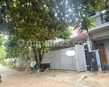 Rumah Semi Furnished, 200 Meter Ke Polsek Jagakarsa