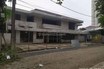 Rumah Besar Lokasi Bagus Sunter Indah